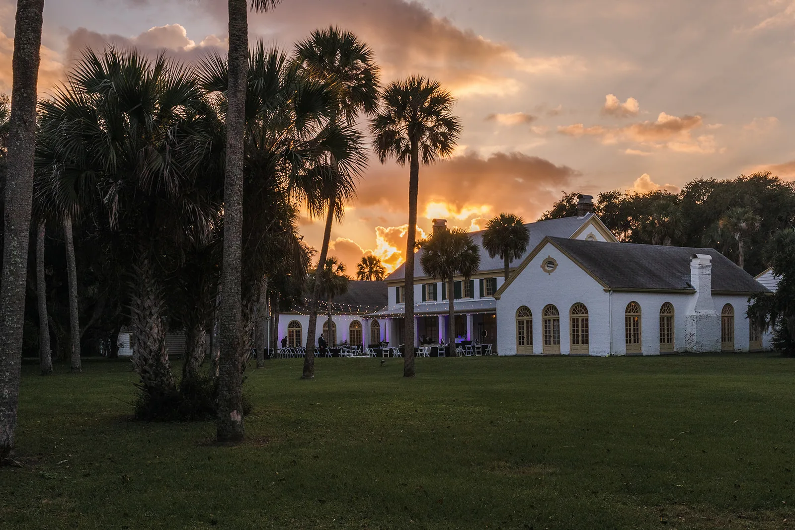 Kathlyn and Lawrence · Ribault Club, Jacksonville, by Ohlson Photography